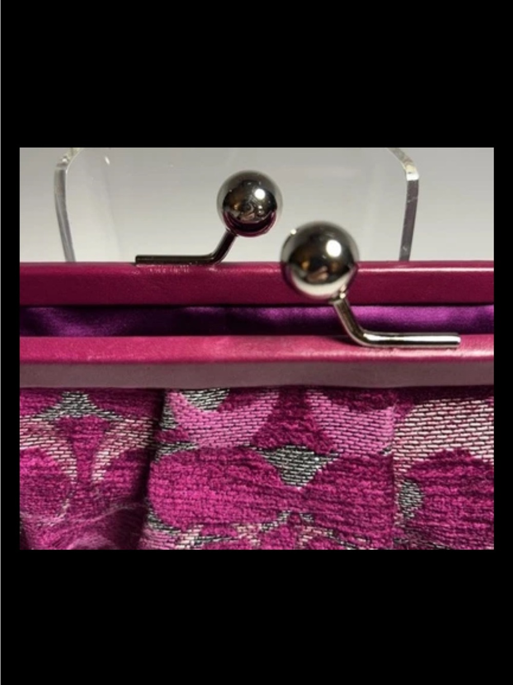 Coach Wristlet/Clutch Fuchsia Pleated Chenille, Kiss-lock Frame *VINTAGE* NWOT - Picture 9 of 11